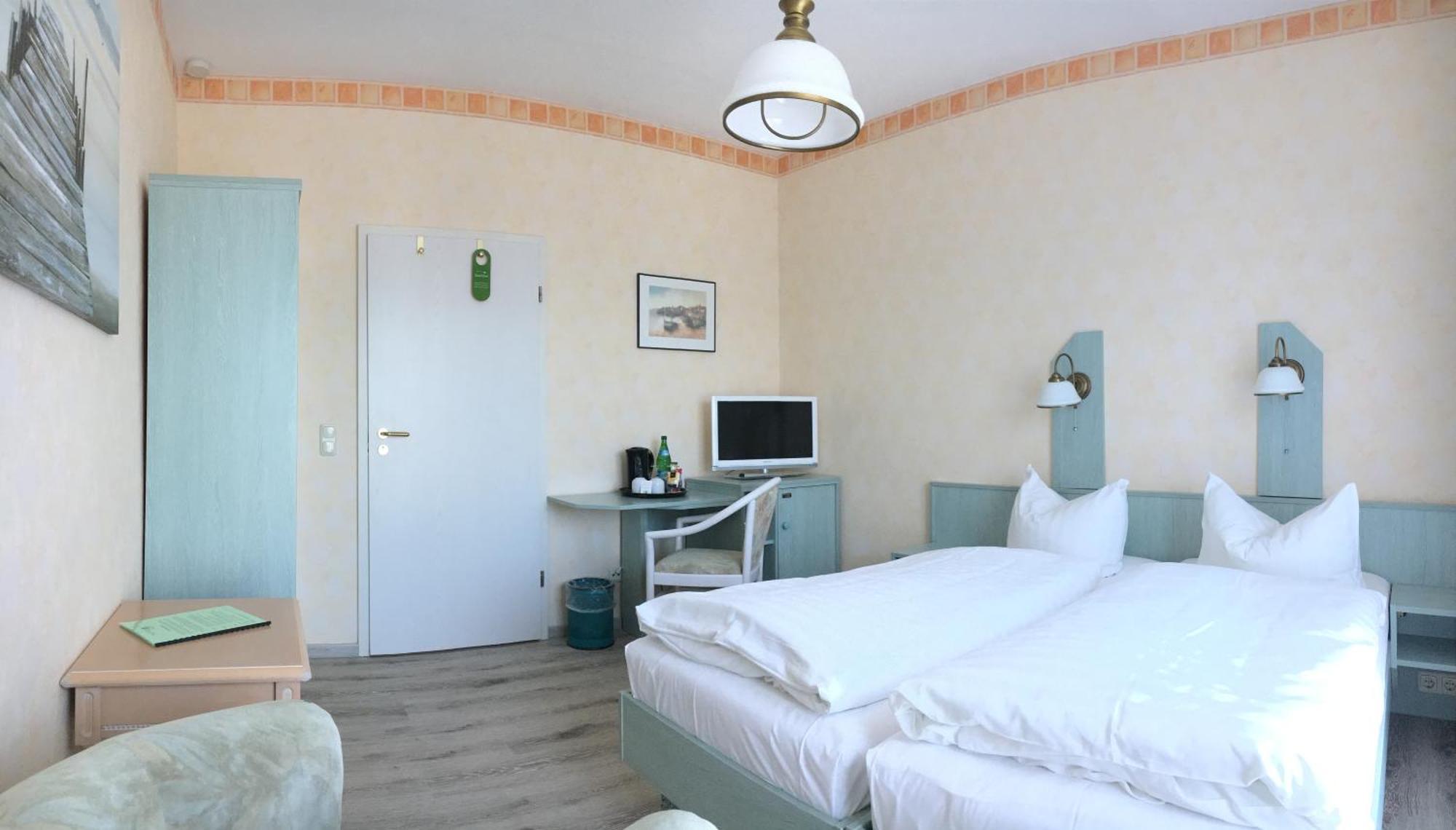 Kastanienhof Hotel Garni Ostseebad Ostseebad Zinnowitz Zimmer foto
